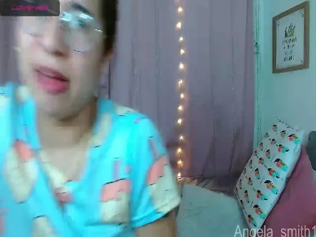 Live sex webcam photo for Anngela_smith #254666820