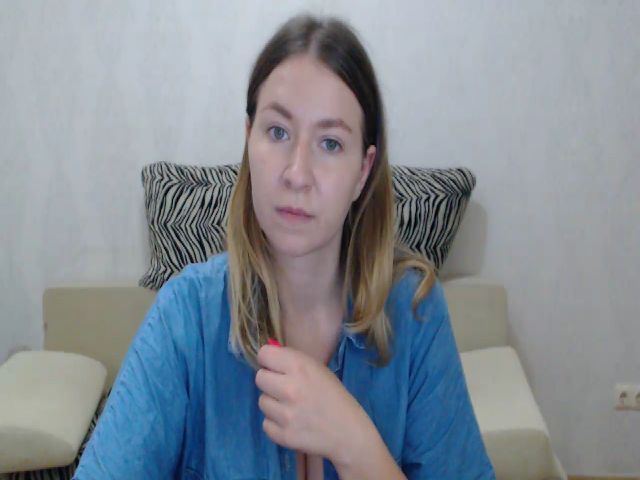 Live sex webcam photo for Emmillia #262112726