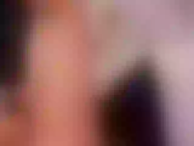 Live sex webcam photo for MaggieBrown_ #264999476