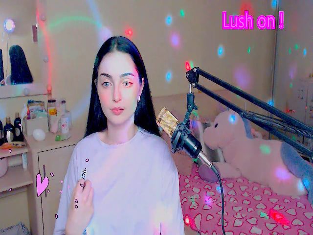 Live sex webcam photo for sunshinebabee #264590800