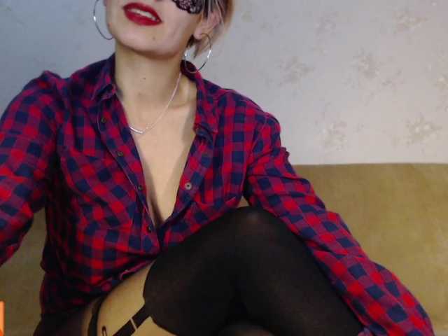 Live sex webcam photo for GabyHot #241251029