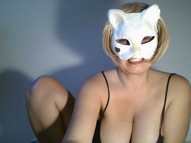 Live sex webcam photo for laslizaza #244519488