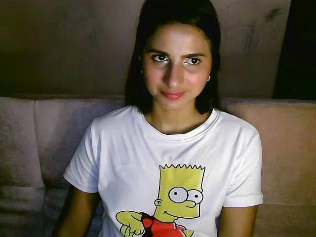 Live sex webcam photo for Sarita30 #260603699