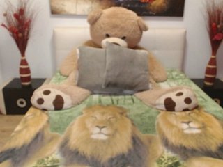 Live sex webcam photo for catwoman90 #240814895