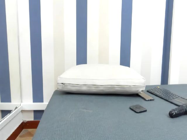 Live sex webcam photo for Tatiana_Lion #256147167