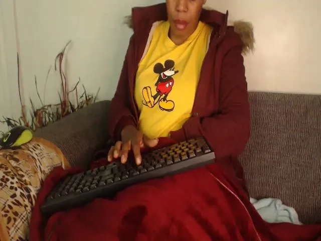 Live sex webcam photo for ChoccLisa #259697728