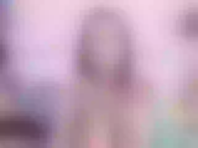 Live sex webcam photo for CherryLunette #241240251