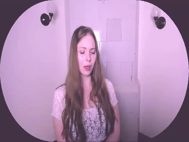 Live sex webcam photo for MollyMey #261036210