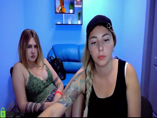 Live sex webcam photo for PrincesSnake #258566337