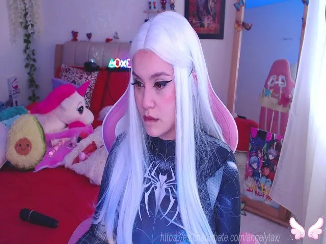 Live sex webcam photo for Angelytaxx #254614858