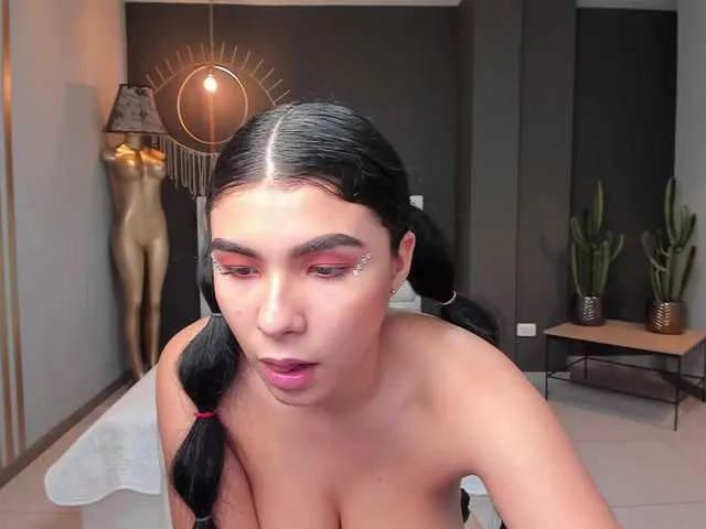 Live sex webcam photo for ChelseaMills #241324469