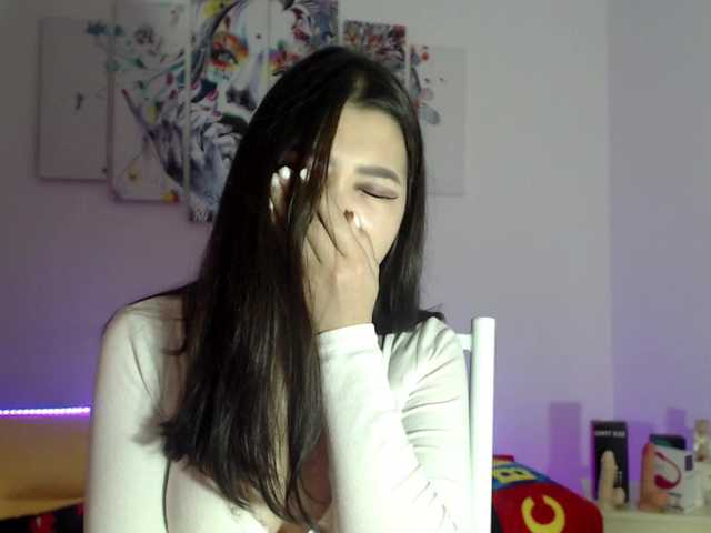 Live sex webcam photo for Divaleena #245888072