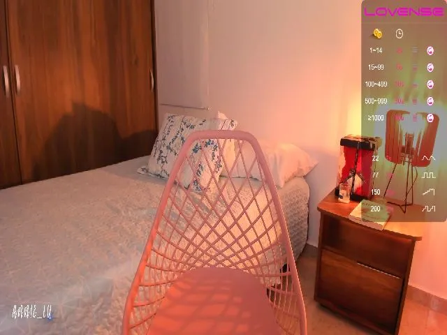 Live sex webcam photo for Annie_lu #253272295