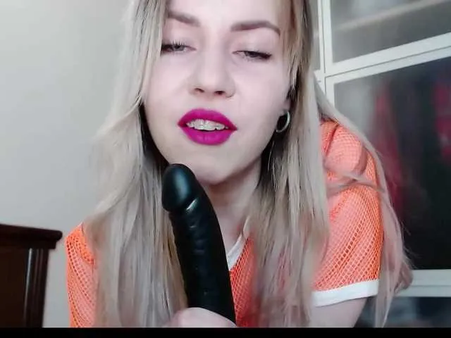 Live sex webcam photo for SexyIrineV #241438620