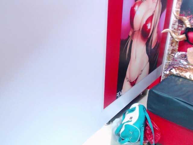 Live sex webcam photo for BIGdirtyslave #241140906