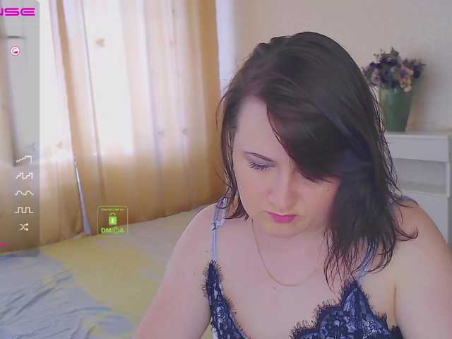 Live sex webcam photo for NewAnna #242701924