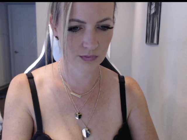 Live sex webcam photo for Mckennaray #240962852