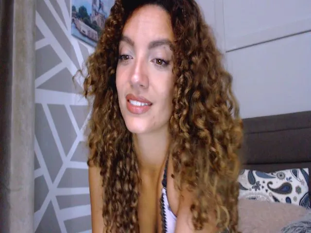 Live sex webcam photo for Juliacuty #261601258