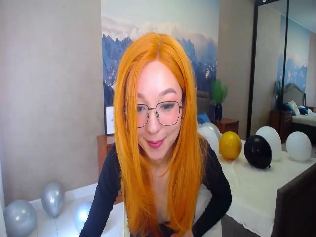 Live sex webcam photo for ComeToRelax #254443979