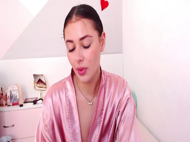 Live sex webcam photo for Mila_ocean #252546353