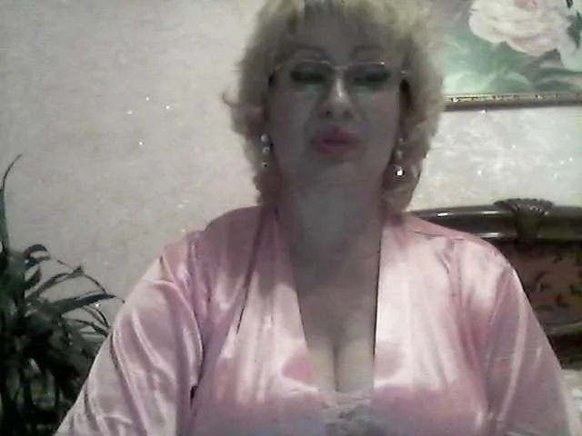 Live sex webcam photo for Ur-Mami #249293161