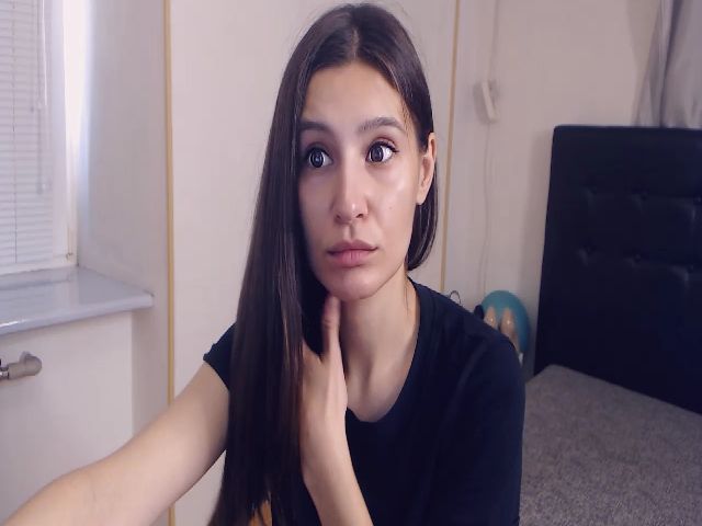 Live sex webcam photo for Asoll77 #257472722