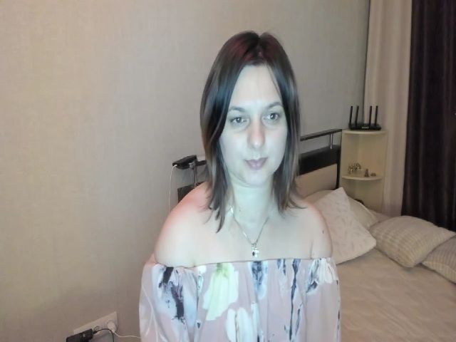 Live sex webcam photo for Miss__Angell #255423835