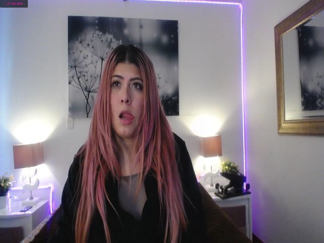 Live sex webcam photo for NicolSaenz #254544075