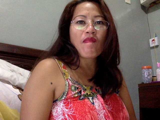 Live sex webcam photo for classygirl #241199452