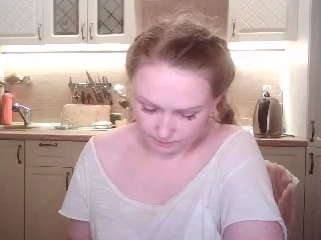 Live sex webcam photo for JaneGrey111 #252896086