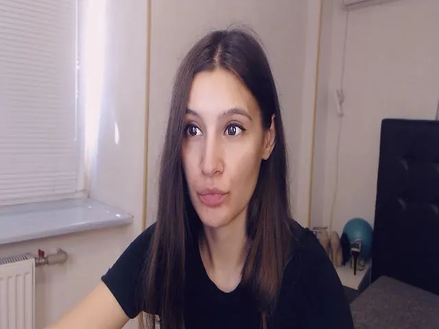 Live sex webcam photo for Asoll77 #263021147