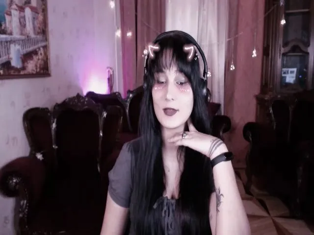 Live sex webcam photo for GraceLuv #252769445