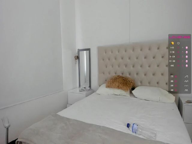 Live sex webcam photo for Camille_angel #256058808