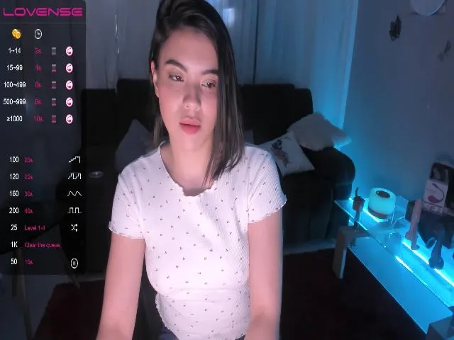 Live sex webcam photo for Chanel_ds #262137443
