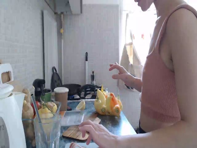 Live sex webcam photo for PetitePinkie #254802869