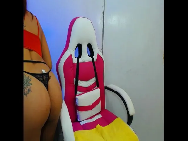 Live sex webcam photo for Adrybershel #257811611
