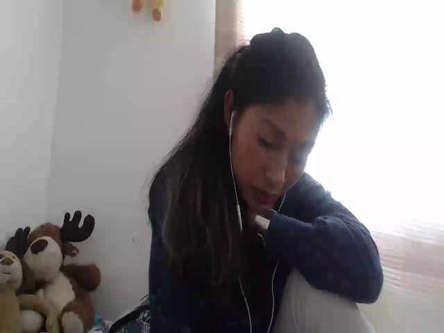 Live sex webcam photo for CHILENITAHOT #253820126