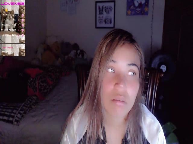 Live sex webcam photo for Meganhill_ #252325098