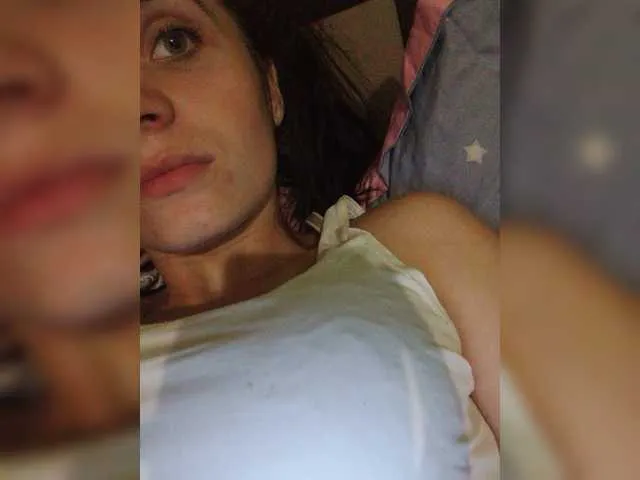 Live sex webcam photo for LuxFiesta #258779674