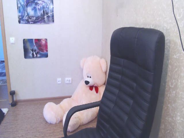 Live sex webcam photo for Angelika19 #253726438