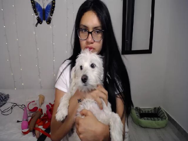 Live sex webcam photo for ANNPARDO #260398091