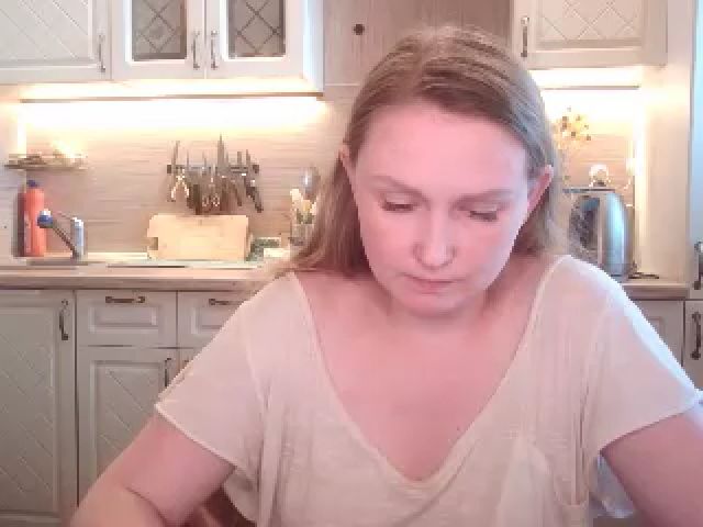 Live sex webcam photo for JaneGrey111 #253729188