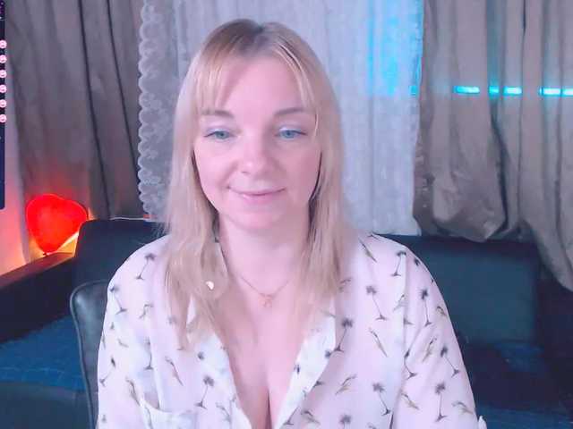 Live sex webcam photo for ReganLovely #241156001