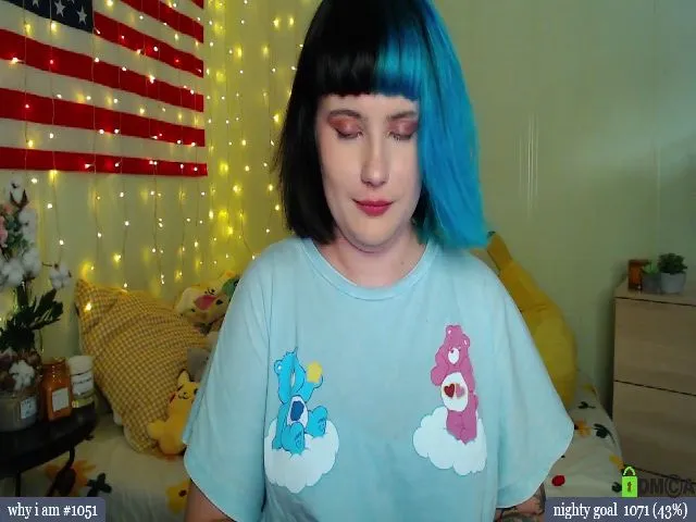 Live sex webcam photo for RoomOfGhosts #256128052