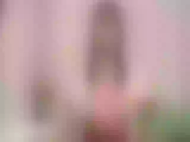 Live sex webcam photo for MadelinLove #253999279