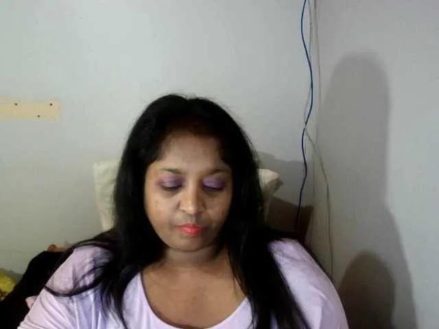 Live sex webcam photo for Indiantasha #287986080