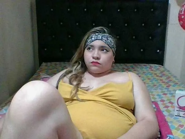 Live sex webcam photo for Victoriamor #241394303