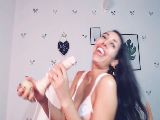 Live sex webcam photo for Tamy_bennett #252499933