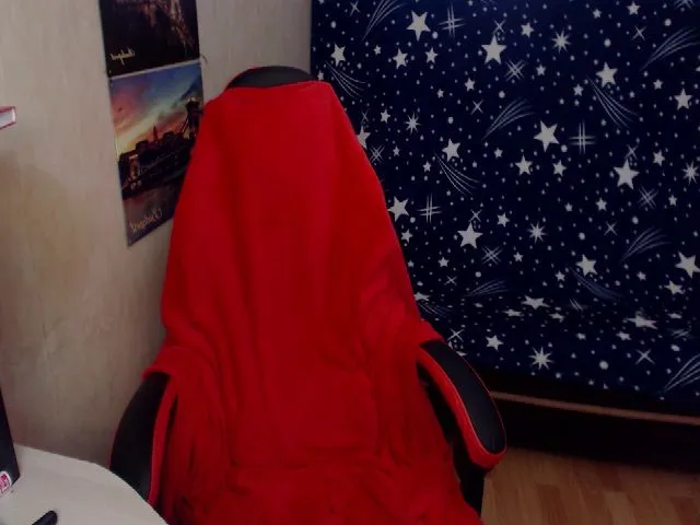 Live sex webcam photo for JessyGinger #258083192