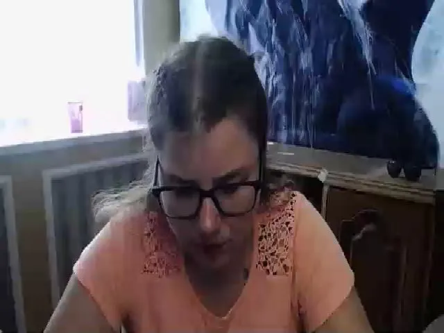 Live sex webcam photo for MonLais #253408165